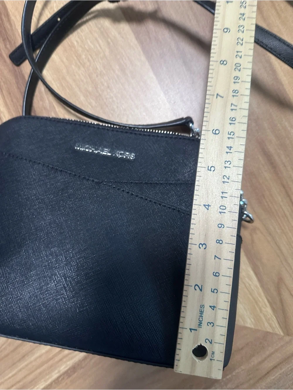 Michael Kors black Jet Set Travel medium dome crossbody purse
